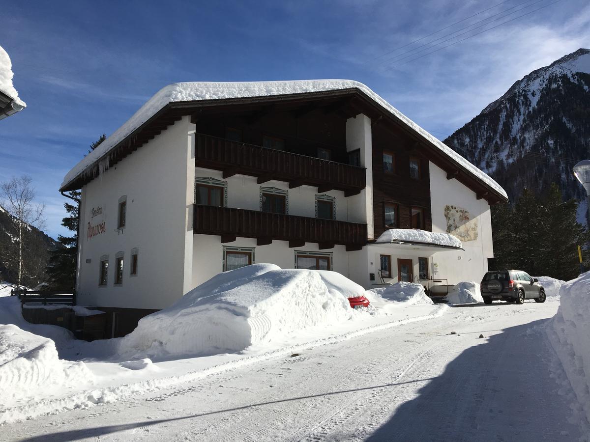 Pension Alpenrose Sankt Sigmund im Sellrain Buitenkant foto