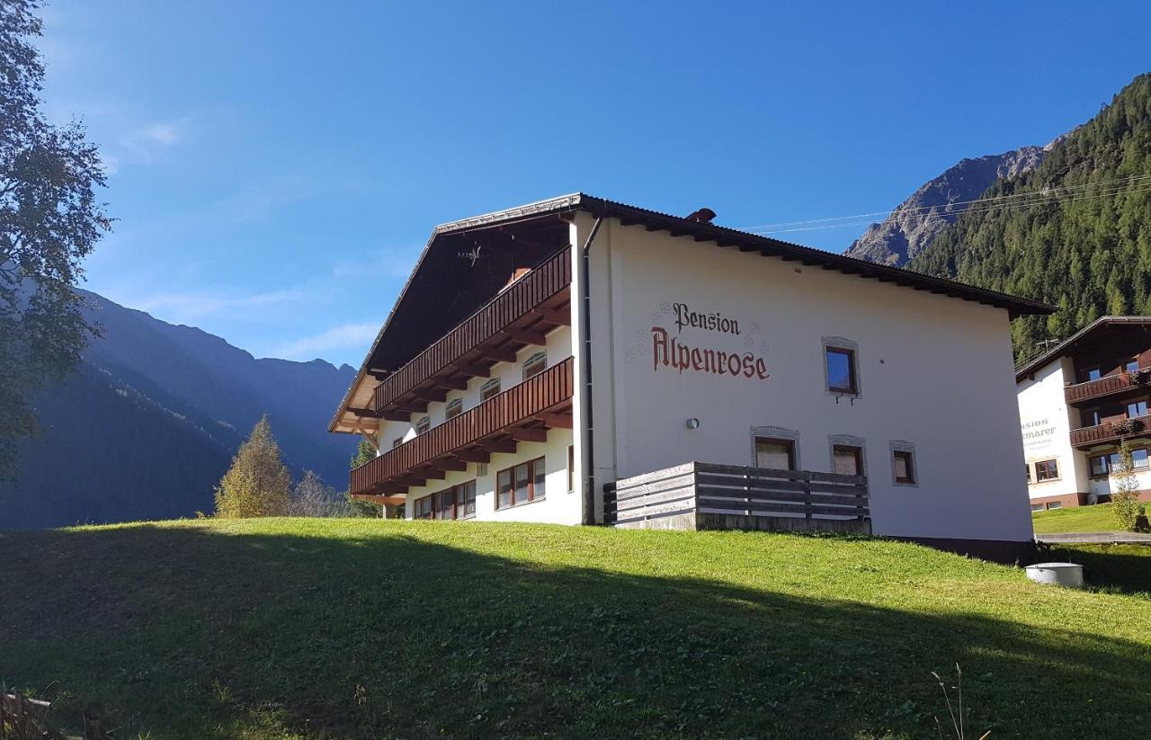 Pension Alpenrose Sankt Sigmund im Sellrain Buitenkant foto
