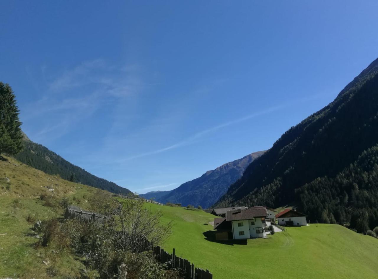 Pension Alpenrose Sankt Sigmund im Sellrain Buitenkant foto